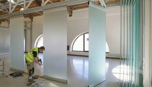 NVQ Level 2 moving wall (partition) in the office